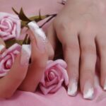 Τεχνητά Νύχια+Αφαίρεση Γλυφάδα - 28€ από 60€ (Έκπτωση 53%) στην Άνω Γλυφάδα για Tοποθέτηση Τεχνητών Νυχιών με τζελ και ακρυλικό σε χρωματιστό ή γαλλικό και Δώρο Strass + Σχέδια + η Αφαίρεση των τεχνητών νυχιών + Spa Manicure