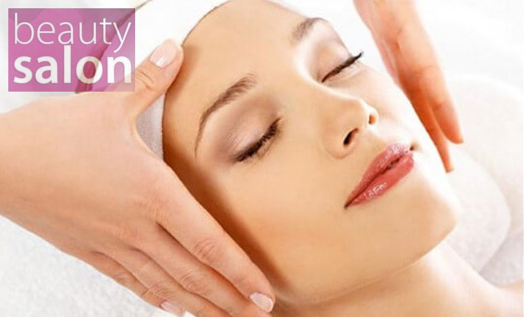 Καθαρισμός προσώπου και μια Θεραπεία Ενυδάτωσης ή μια Θεραπεία προετοιμασίας για την ηλιοθεραπεία