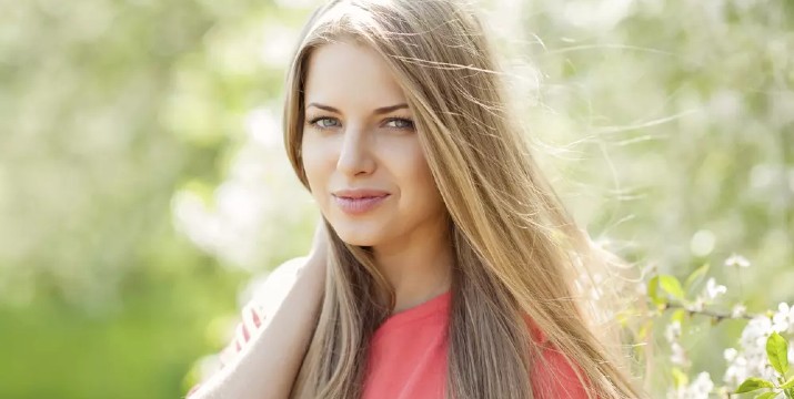 38€ από 75€ (-49%) για λαμπερά