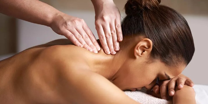 Από 60€ Χαλαρωτικό-Αθλητικό-Deep Tissue-Θεραπευτικό Μασάζ Κατ'οίκον για Γυναίκες & Άνδρες